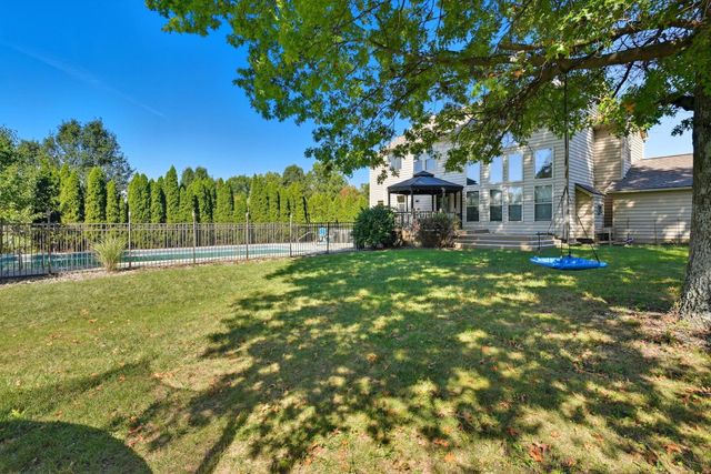 5748 Edgebrook Drive, Galena, OH 43021