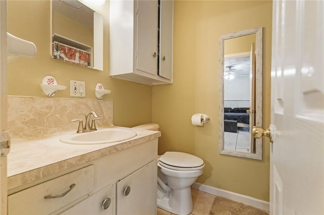 1302 Aswan Dr, Corpus Christi, TX 78412