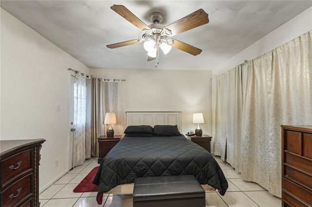 1302 Aswan Dr, Corpus Christi, TX 78412