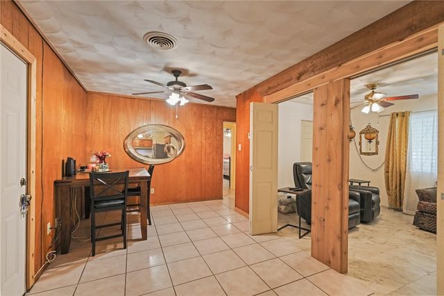 1302 Aswan Dr, Corpus Christi, TX 78412