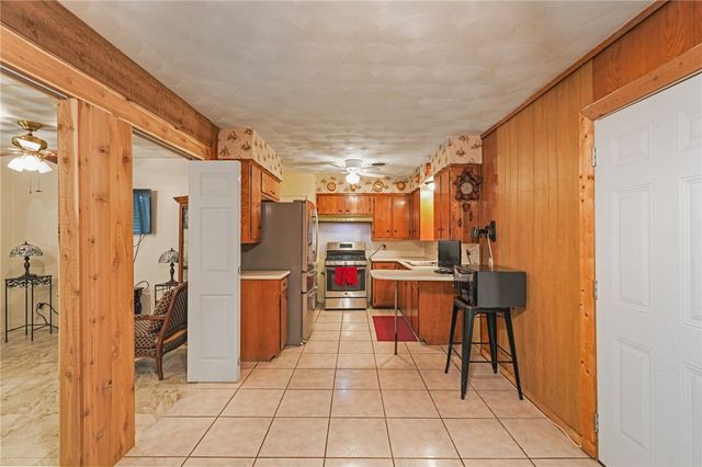 1302 Aswan Dr, Corpus Christi, TX 78412