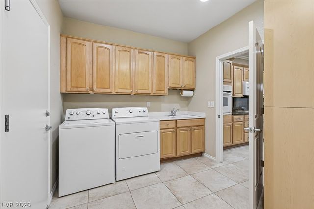2559 Deora Way, Henderson, NV 89052