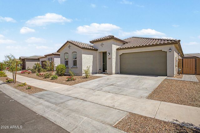 17537 W SUPERIOR Avenue, Goodyear, AZ 85338
