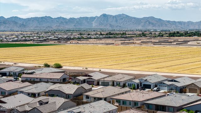 17537 W SUPERIOR Avenue, Goodyear, AZ 85338