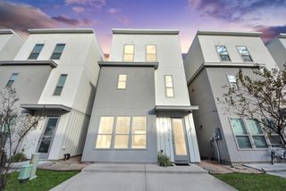 18716 Centro Main Street B, Shenandoah, TX 77385