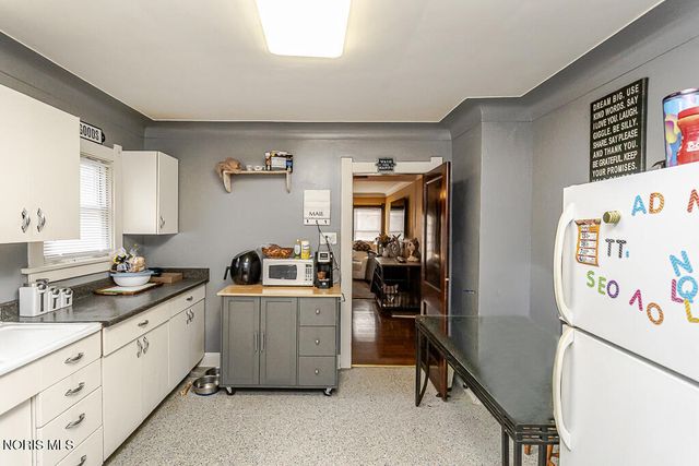 933 Wright Avenue, Toledo, OH 43609