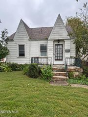 933 Wright Avenue, Toledo, OH 43609