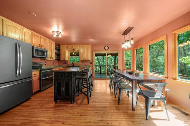 166 Walnut Mountain Court, Ellijay, GA 30536