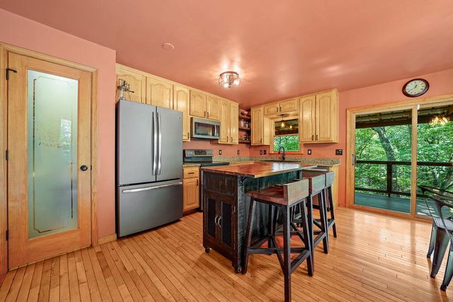 166 Walnut Mountain Court, Ellijay, GA 30536