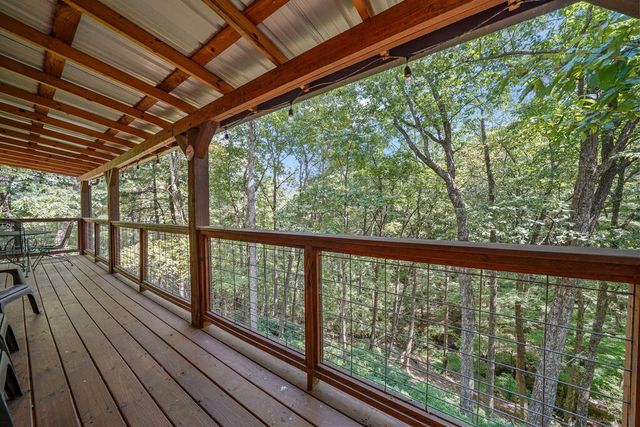 166 Walnut Mountain Court, Ellijay, GA 30536