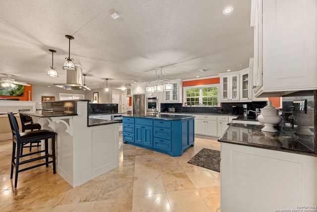 338 Prinz Dr, San Antonio, TX 78213