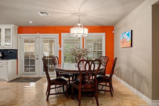 338 Prinz Dr, San Antonio, TX 78213