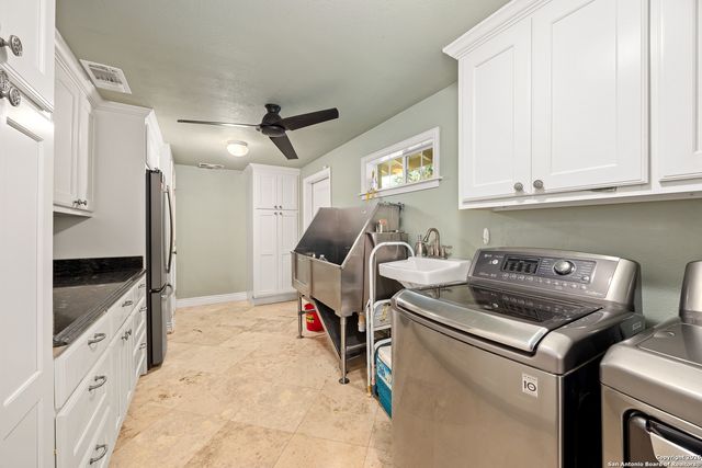 338 Prinz Dr, San Antonio, TX 78213