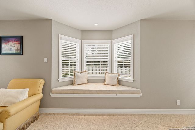 338 Prinz Dr, San Antonio, TX 78213