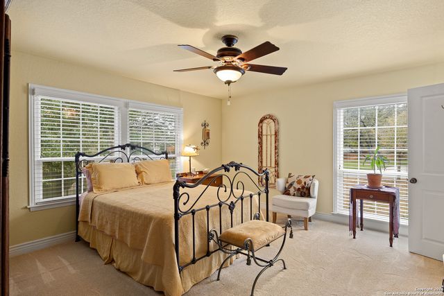 338 Prinz Dr, San Antonio, TX 78213