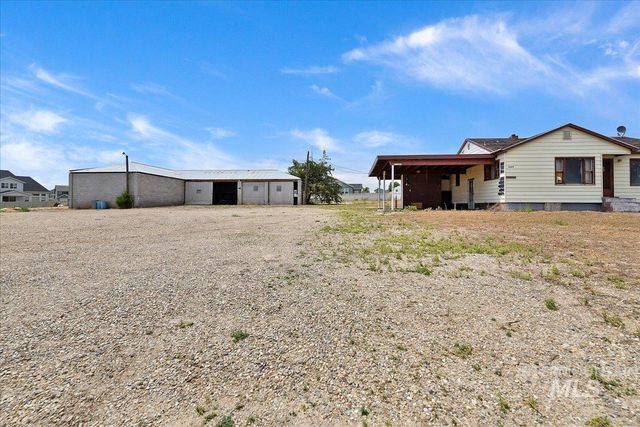 15279 S Indiana Ave, Caldwell, ID 83607