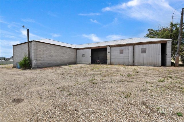 15279 S Indiana Ave, Caldwell, ID 83607