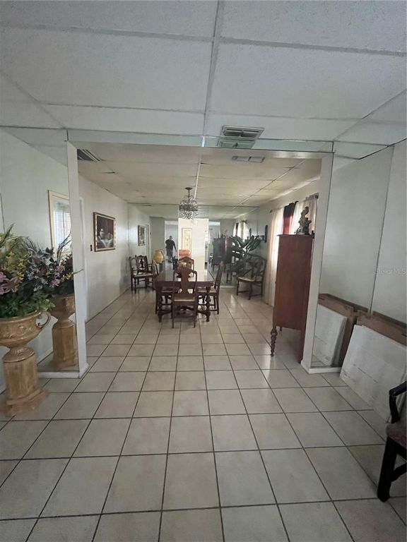 Image 13 of property listing at 2405 CORRINE STREET, Tampa, FL 33605