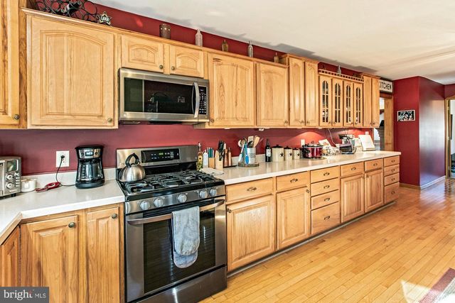 609 HAWKS BRIDGE ROAD, Carneys Point, NJ 08069