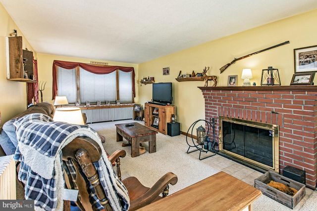 609 HAWKS BRIDGE ROAD, Carneys Point, NJ 08069