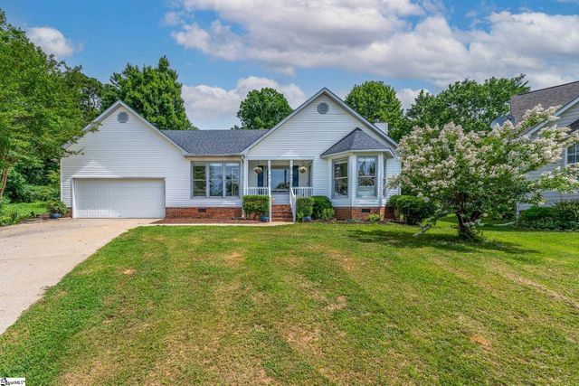 11 Heathfield Court, Simpsonville, SC 29681
