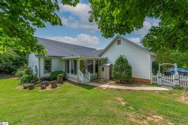 11 Heathfield Court, Simpsonville, SC 29681