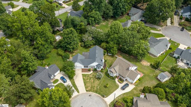 11 Heathfield Court, Simpsonville, SC 29681