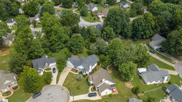 11 Heathfield Court, Simpsonville, SC 29681