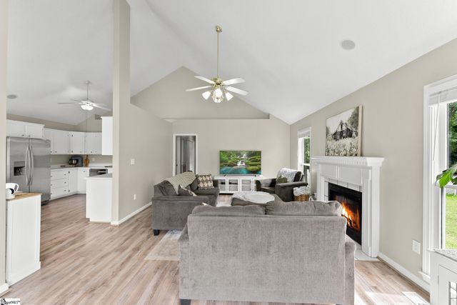 11 Heathfield Court, Simpsonville, SC 29681