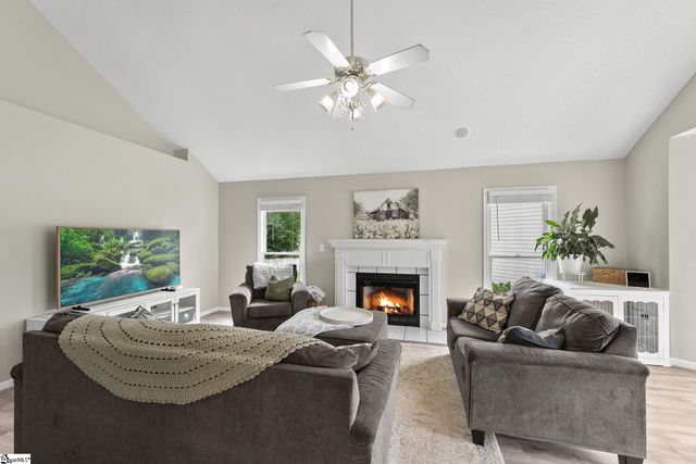 11 Heathfield Court, Simpsonville, SC 29681