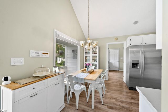 11 Heathfield Court, Simpsonville, SC 29681