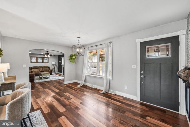 41 BUGLER DR, New Oxford, PA 17350