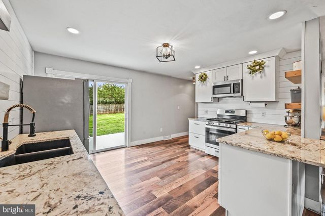 41 BUGLER DR, New Oxford, PA 17350