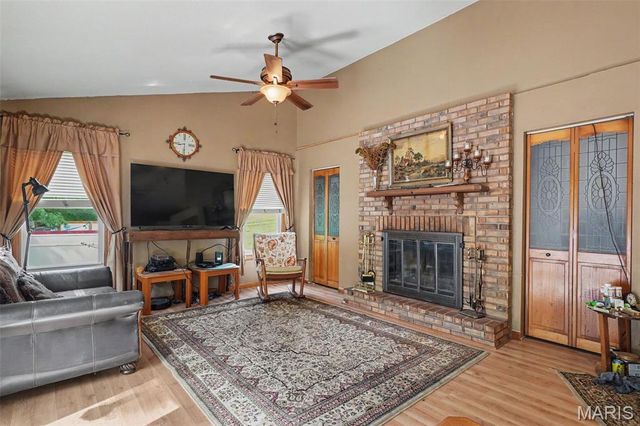 12126 Meade Drive, Wright City, MO 63390
