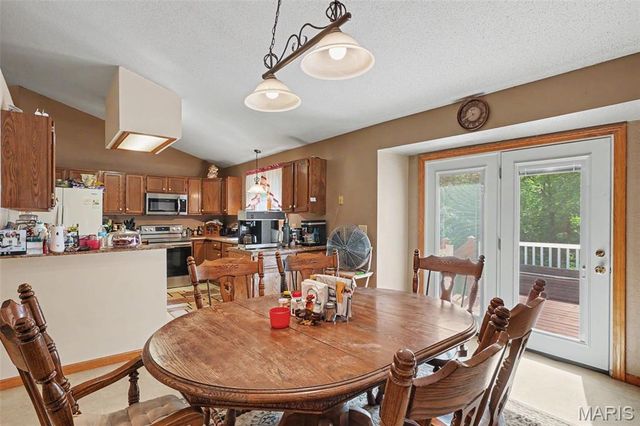 12126 Meade Drive, Wright City, MO 63390