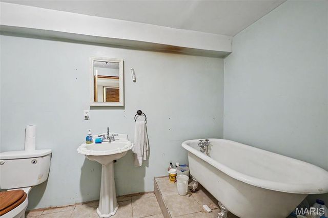 12126 Meade Drive, Wright City, MO 63390