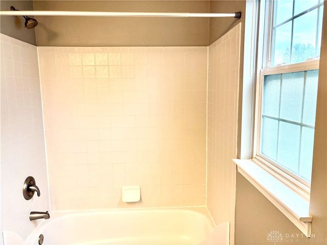 2350 Queensway Drive, Miami Twp, OH 45342