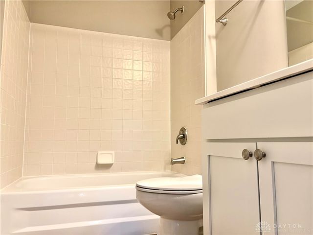 2350 Queensway Drive, Miami Twp, OH 45342