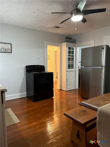 1201 S 25th Street, Temple, TX 76504