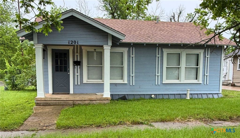 1201 S 25th Street, Temple, TX 76504