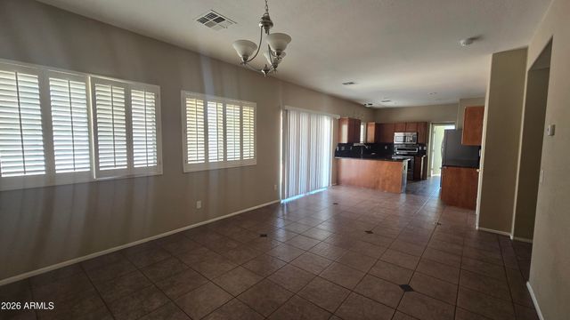 6613 N 28TH Glen, Phoenix, AZ 85017
