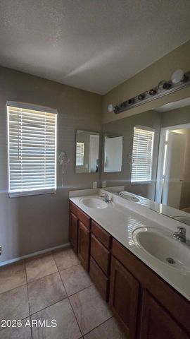 6613 N 28TH Glen, Phoenix, AZ 85017
