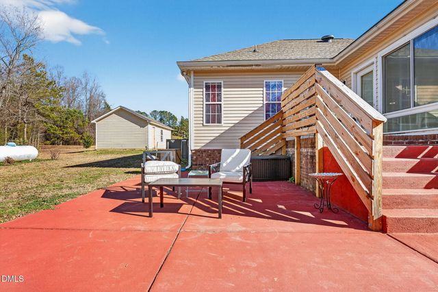 8712 Clear Pool Lane, Willow Springs, NC 27592