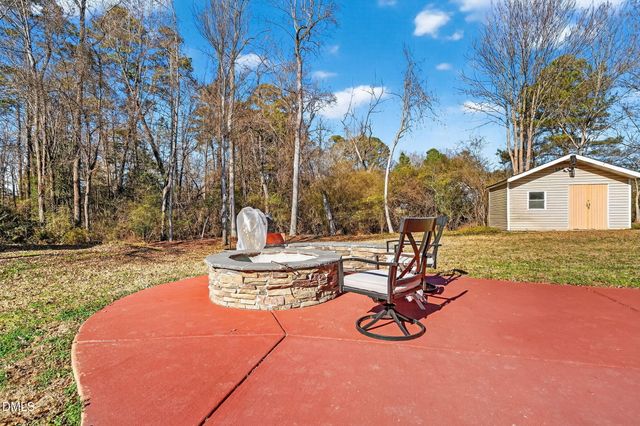 8712 Clear Pool Lane, Willow Springs, NC 27592