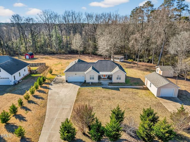 8712 Clear Pool Lane, Willow Springs, NC 27592