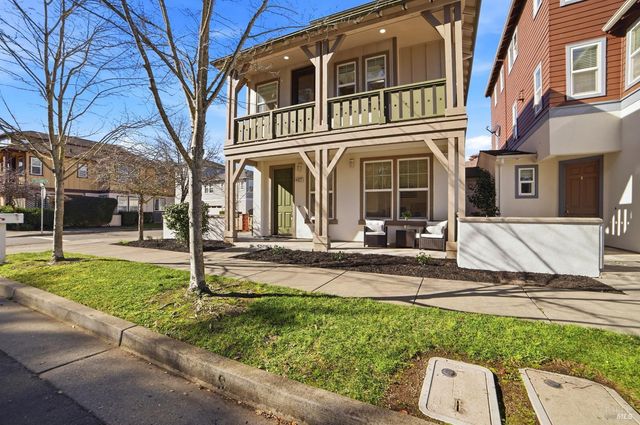 4077 Calloway Dr, Santa Rosa, CA 95409