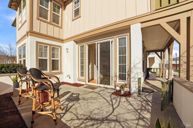 4077 Calloway Dr, Santa Rosa, CA 95409