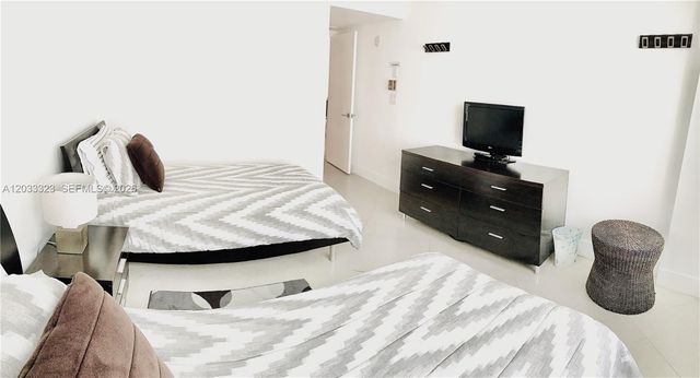 5151 Collins Avenue 828, Miami Beach, FL 33140