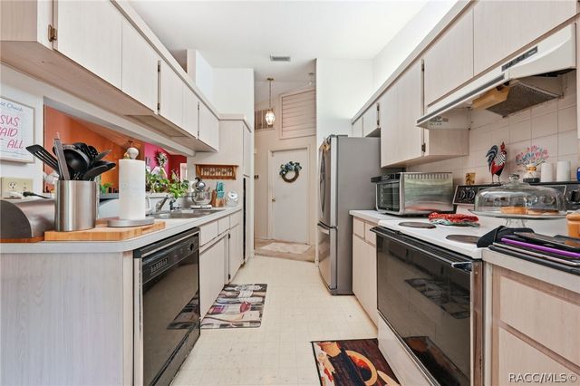 3839 W Horace Allen Street, Lecanto, FL 34461