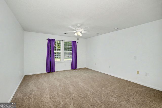 165 Crescent Circle, Newnan, GA 30265